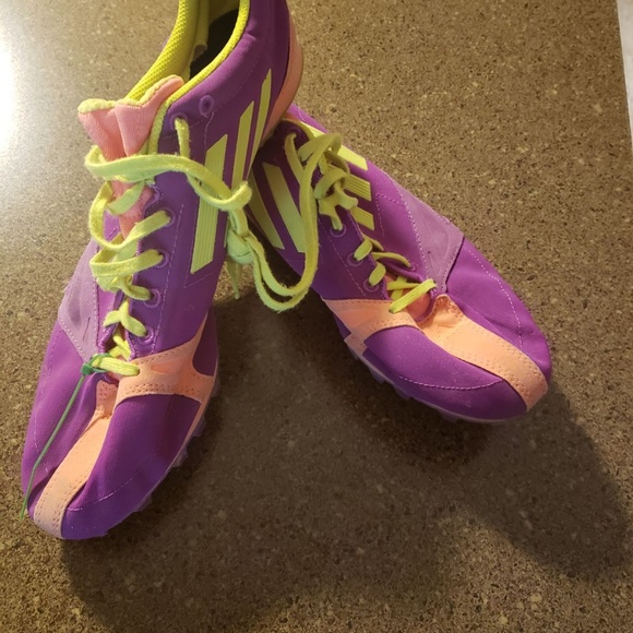 adidas middle distance spikes